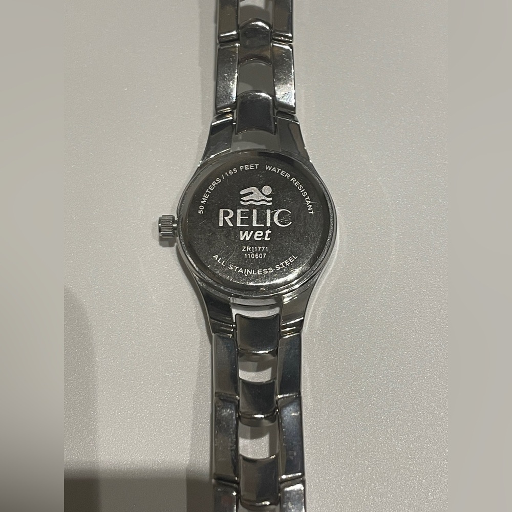 Relic Wet Watch - Picture 10 of 16